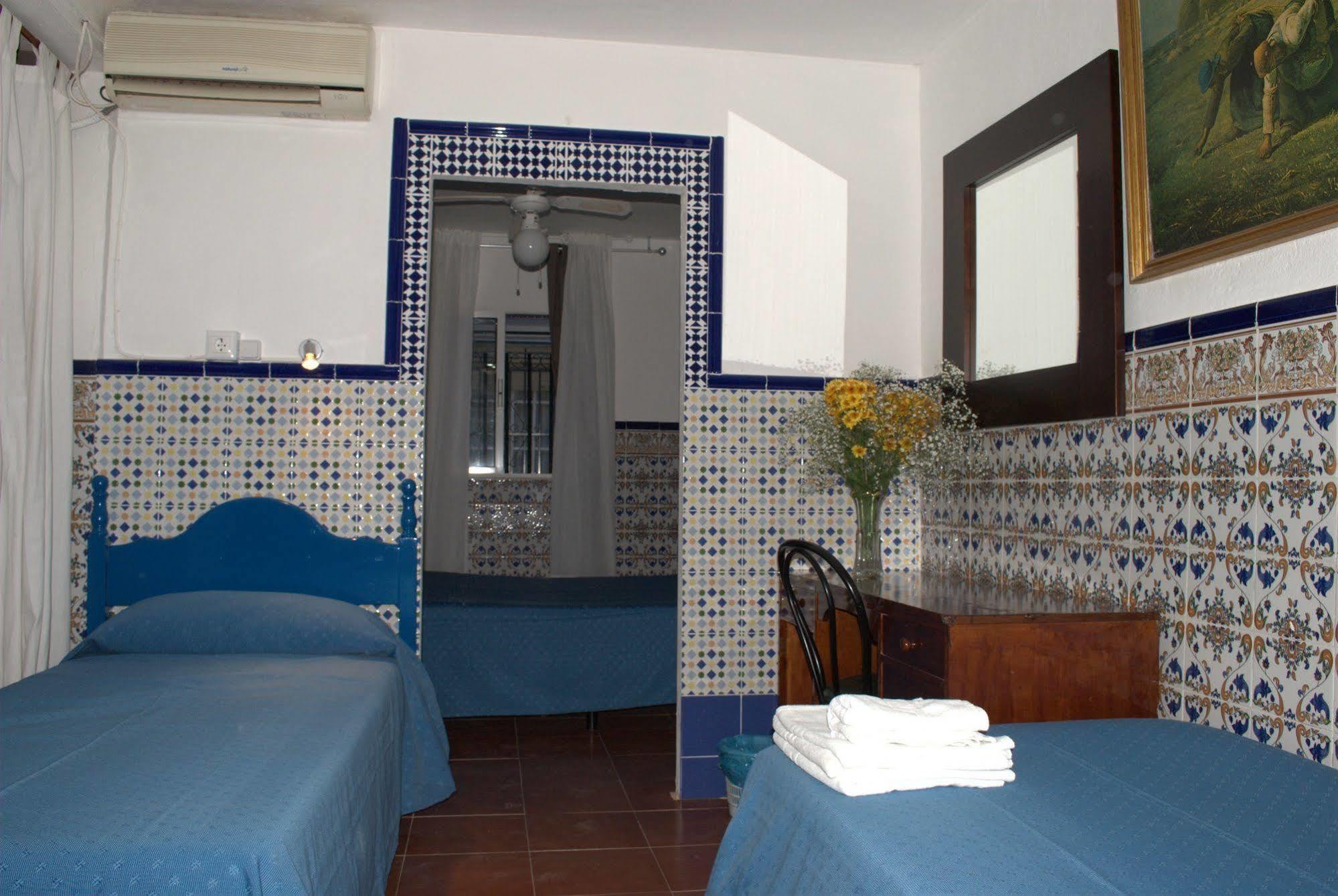Pension Santa Maria La Blanca Sevilla Exteriér fotografie